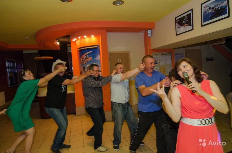 Весёлые праздники для Вас от души!!!&nbsp;Очаровательная, весёлая ведущая - тамада проведёт ваш праздник от души! : 