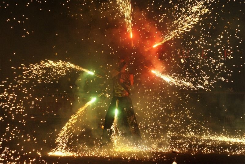 Весёлые праздники для Вас от души!!!&nbsp;Очаровательная, весёлая ведущая - тамада проведёт ваш праздник от души! : 