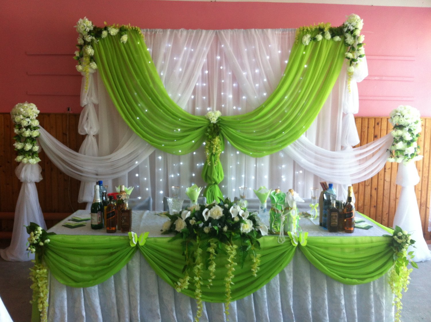 Оформление свадебного зала&nbsp;Организация праздников "Любой Каприз" : 