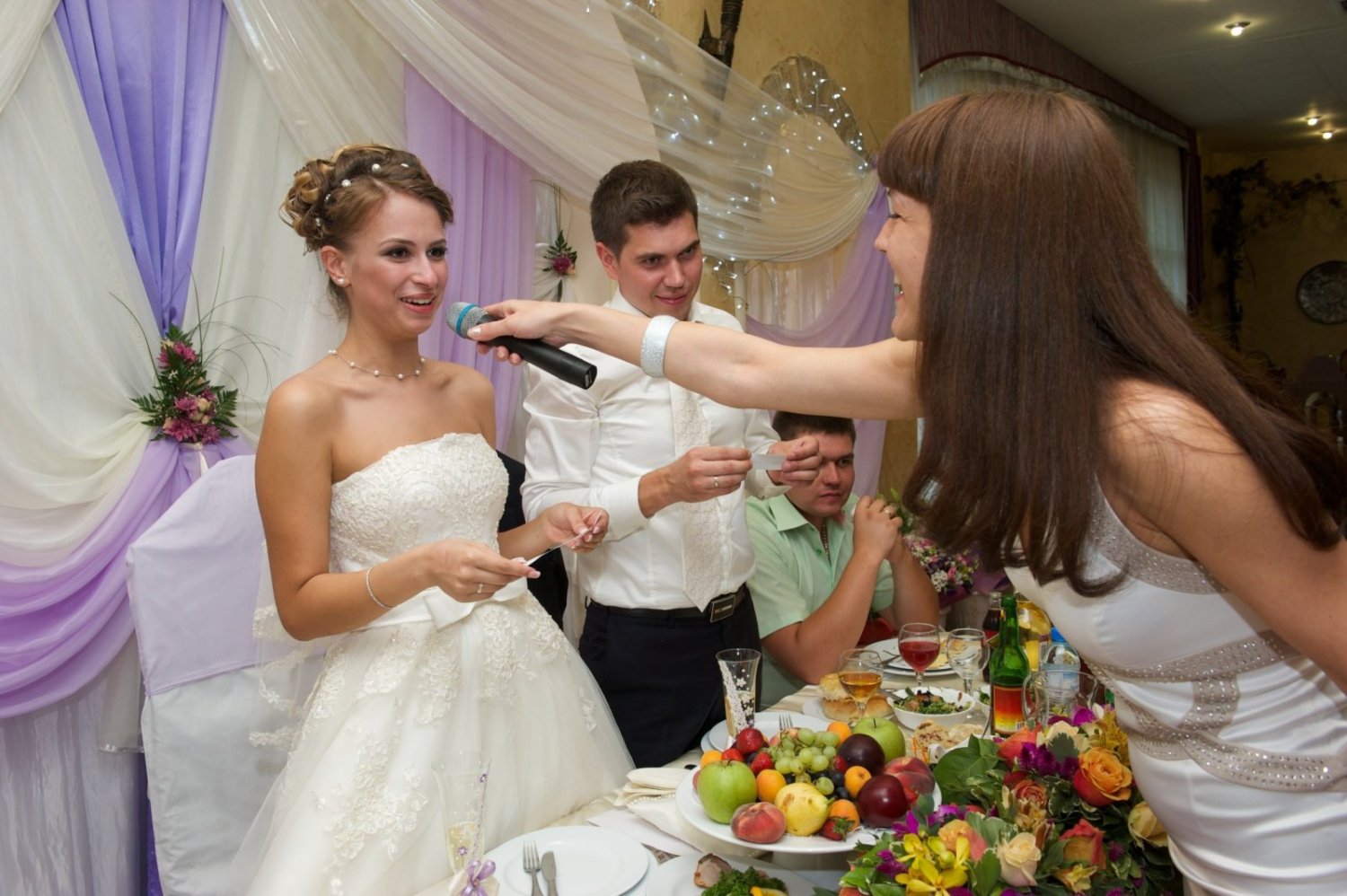 Свадьба Виктории и Серегя. 16.08.2014&nbsp;Поющая ведущая - Ирина Ксантос, певец-dj : 