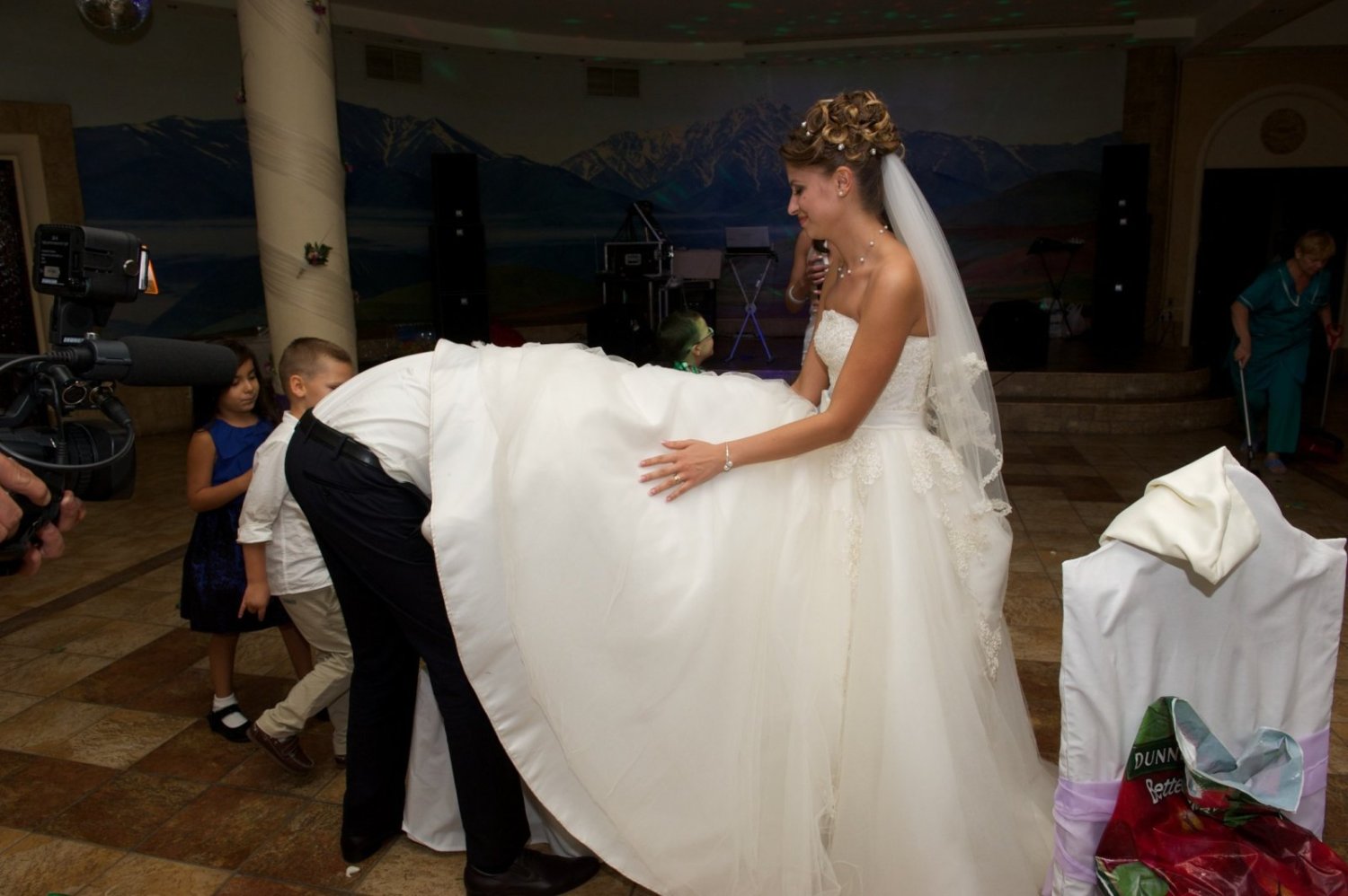 Свадьба Виктории и Серегя. 16.08.2014&nbsp;Поющая ведущая - Ирина Ксантос, певец-dj : 