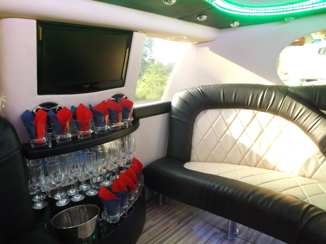 Лимузин 16 мест&nbsp;Кортеж69 : 