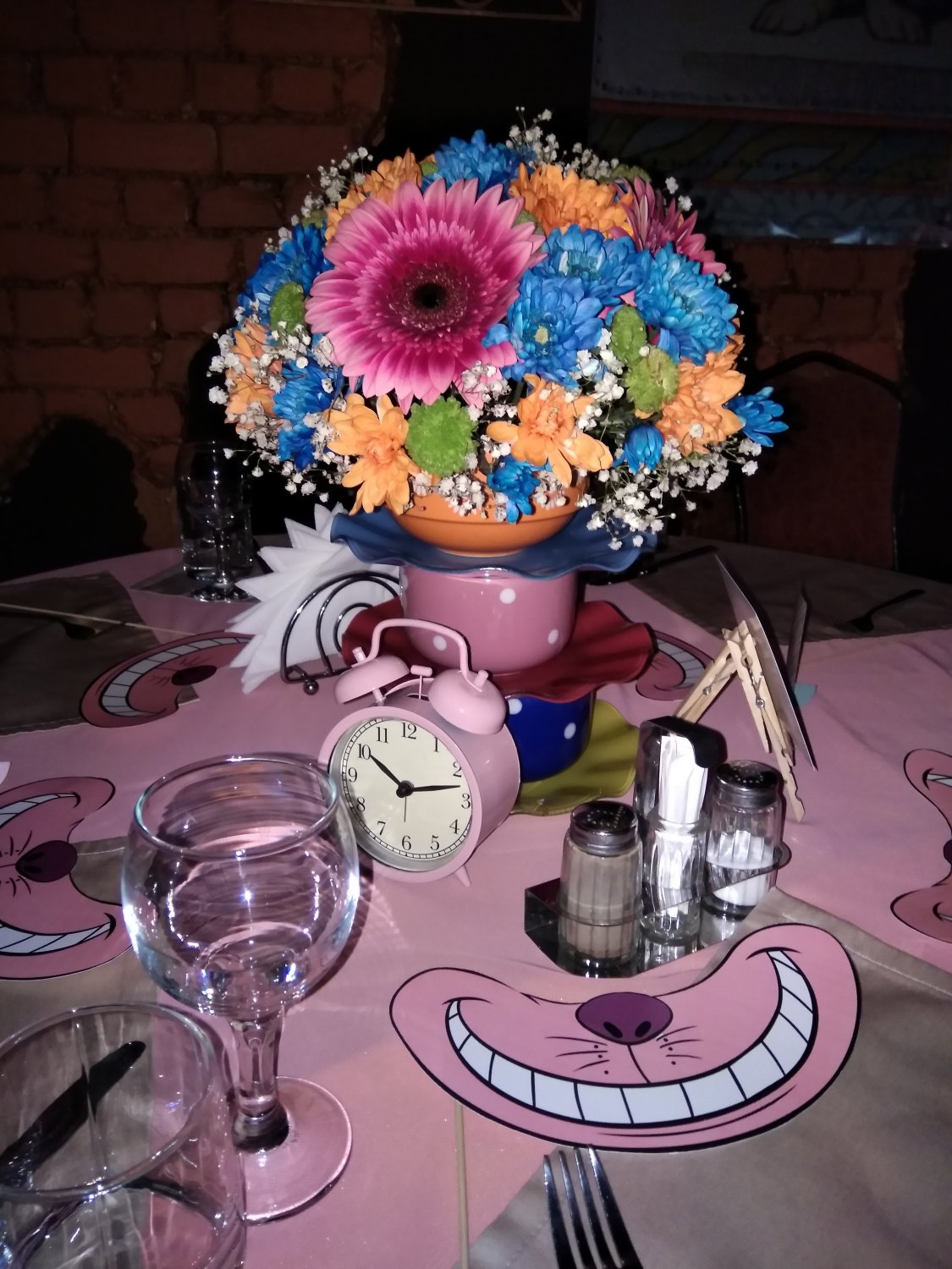 Оформление зала&nbsp;ООО "ВИНИ ФЛОРА" : 