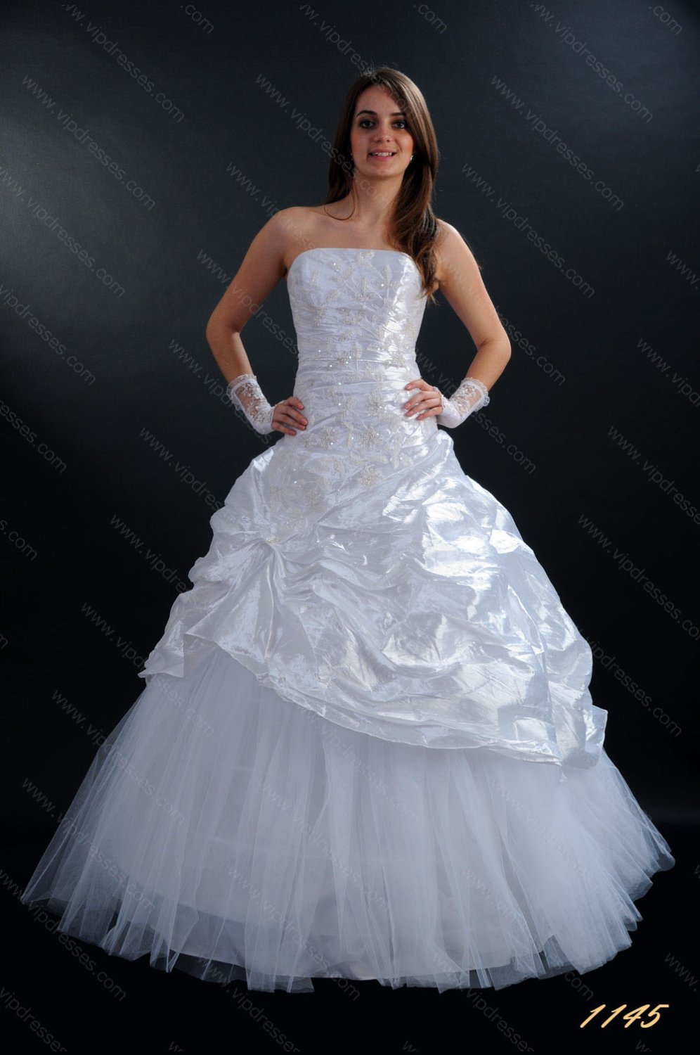 Свадебные платья в наличии&nbsp;Свадебный салон АНИРИ-Эконом : 