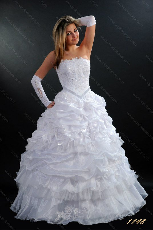 Свадебные платья в наличии&nbsp;Свадебный салон АНИРИ-Эконом : 