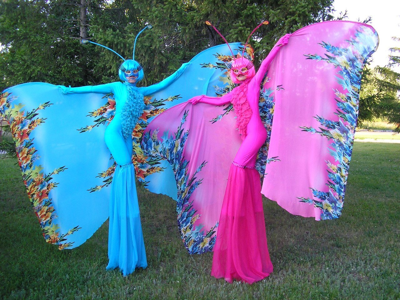 Ходулисты&nbsp;Арт группа Вуаля : 