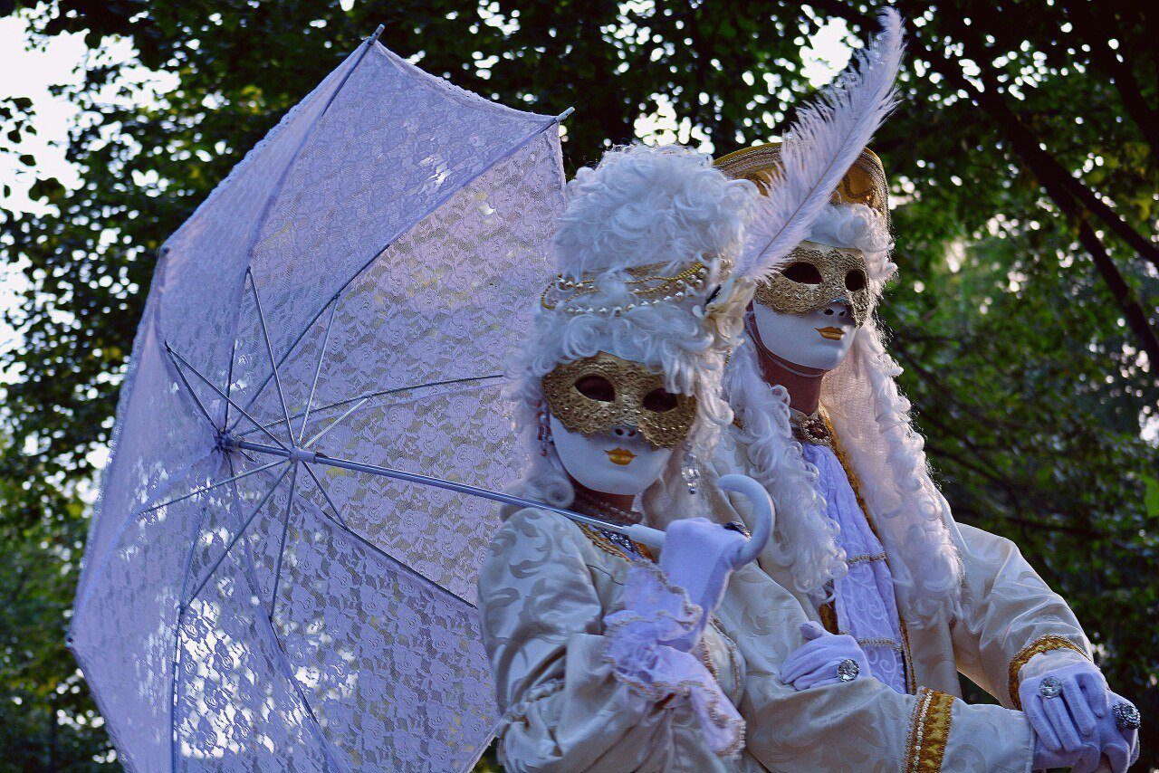 Ходулисты&nbsp;Арт группа Вуаля : 