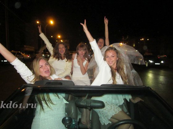 Девичник на кабриолете&nbsp;КабриоДон, прокат кабриолетов : 