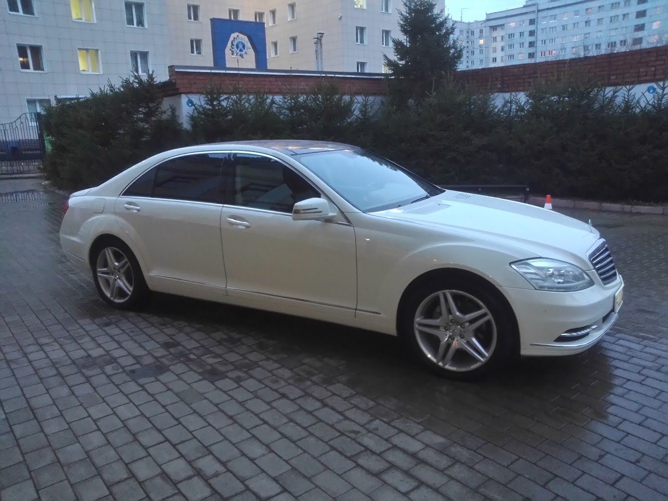 Свадебные авто и автобусы .&nbsp;Свадебные автомобили и автобусы : 