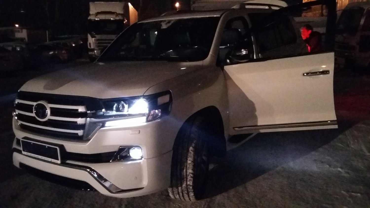 Свадебные авто и автобусы .&nbsp;Свадебные автомобили и автобусы : 