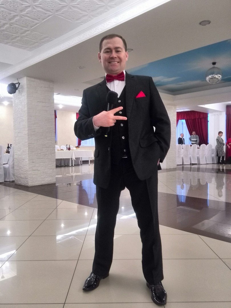 Ведущий Дмитрий Петров&nbsp;Фиеста : 