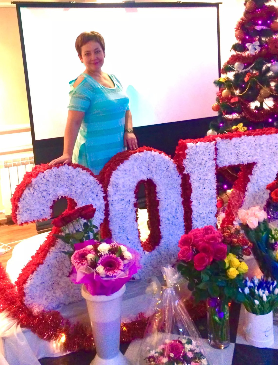 Ведущая Юлия Кирьянова&nbsp;Event-агентство "Лебединая Верность" : 