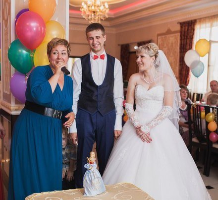 Ведущая Юлия Кирьянова&nbsp;Event-агентство "Лебединая Верность" : 