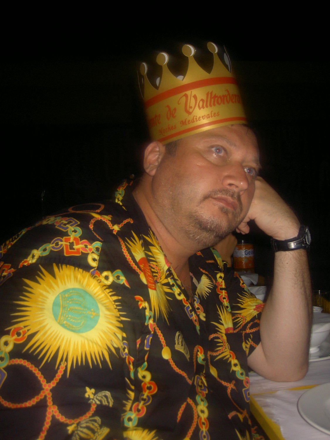 Просто человек-праздник&nbsp;Ведущий, тамада, сценарист, режиссер. Работаю в формате 3D. Динамично, Достойно, неДорого! : 