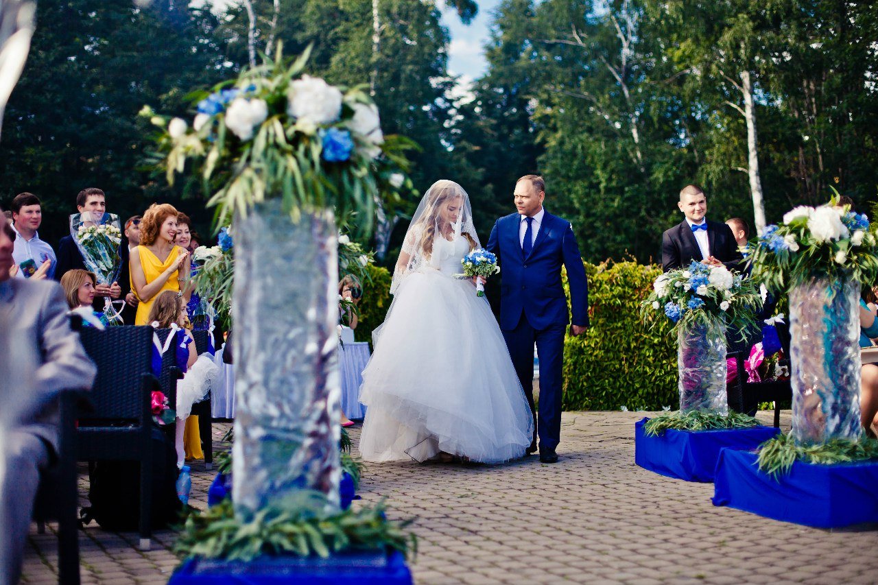 Декор выездной регистрации ледяными скульптурами&nbsp;Студия ледяного декора "Maria Crystal Ice" : 