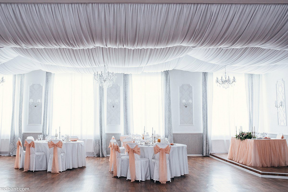 Свадьба в банкетном зале "Серебро"&nbsp;Шатры22 : 