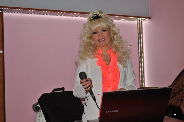 ***&nbsp;Ведущая свадеб, юбилеев, поющая Тамада Ирина Василёк* : 