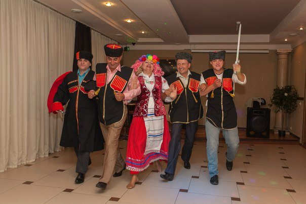 ***&nbsp;Ведущая свадеб, юбилеев, поющая Тамада Ирина Василёк* : 