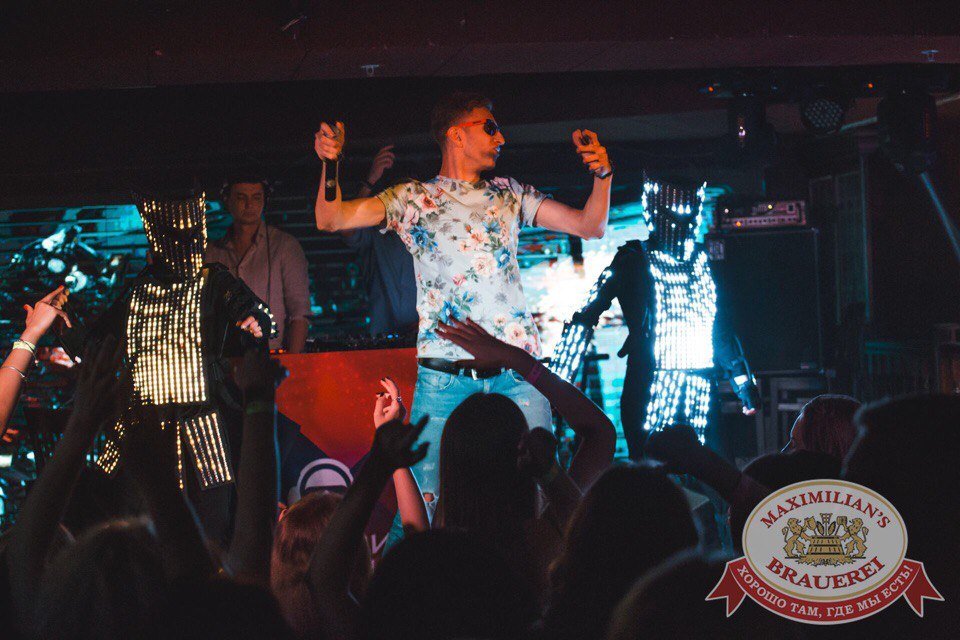 Световое шоу Celebrity&nbsp;Световое шоу Celebrity : 