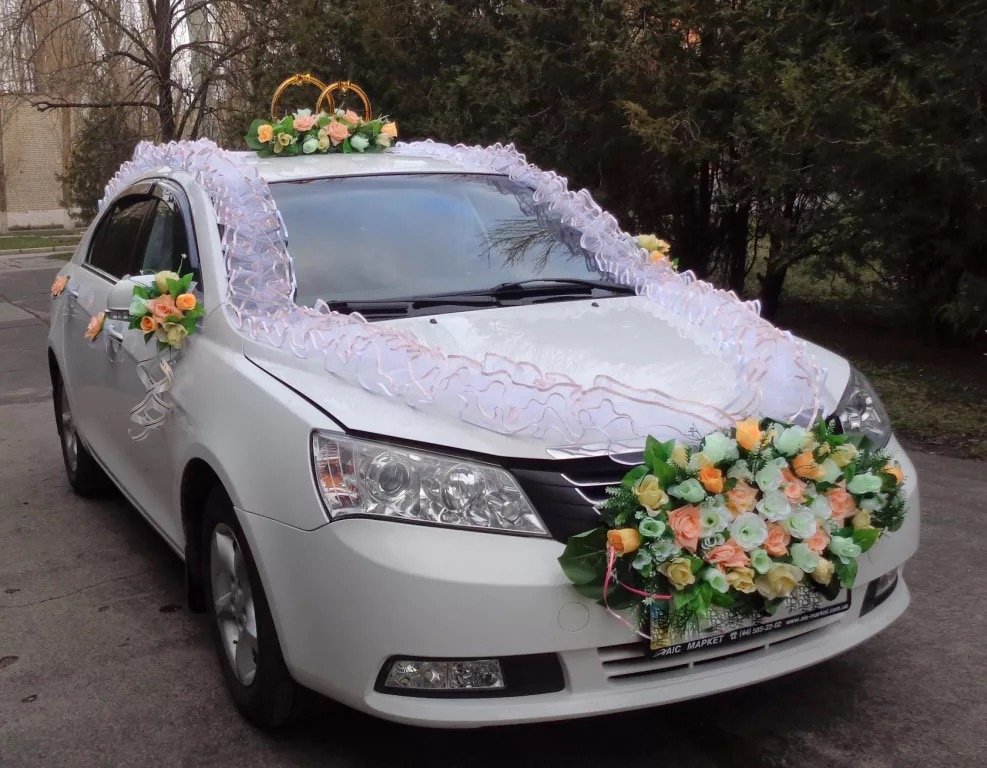 Украшение свадебного кортежа&nbsp;Гигансткие цветы : 