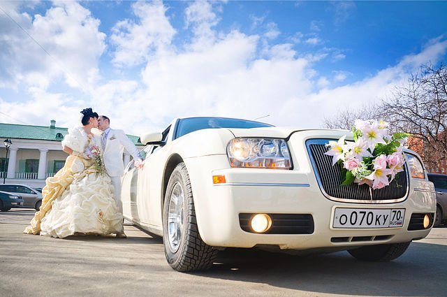 Лимузины&nbsp;Томские Лимузины. Свадебный кортеж. : 