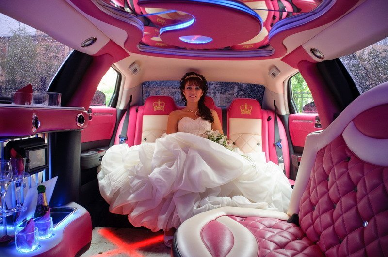 Лимузины&nbsp;Томские Лимузины. Свадебный кортеж. : 