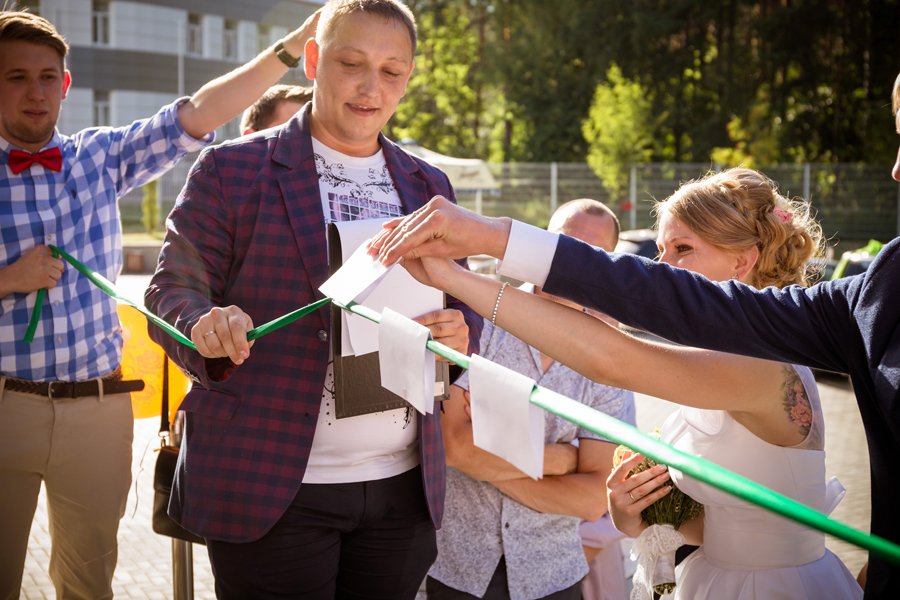 Ведущий на свадьбу Андрей Весельчаков&nbsp;Ведущий Андрей Весельчаков : 