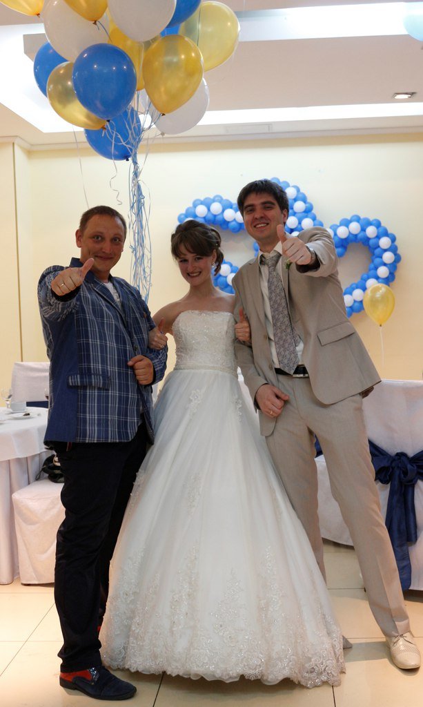 Ведущий на свадьбу Андрей Весельчаков&nbsp;Ведущий Андрей Весельчаков : 