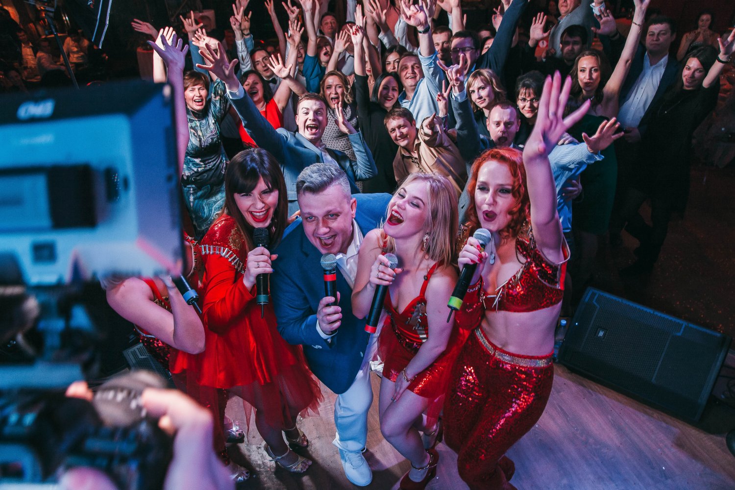 Ведущий Сергей Гаврилов&nbsp;ведущий Сергей Гаврилов : 