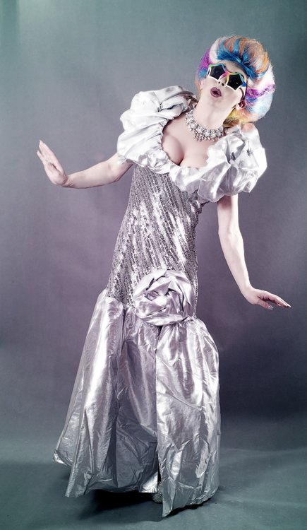 Шоу перевоплощений и пародии Vallery Woods&nbsp;Шоу Vallery Woods : 