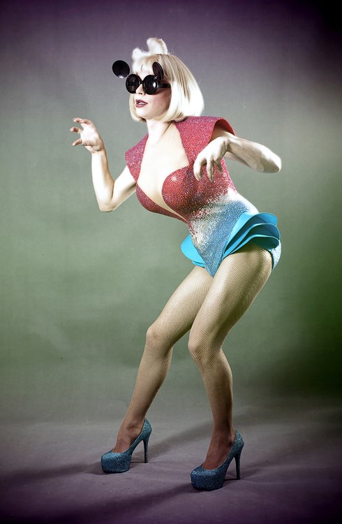 Шоу перевоплощений и пародии Vallery Woods&nbsp;Шоу Vallery Woods : 