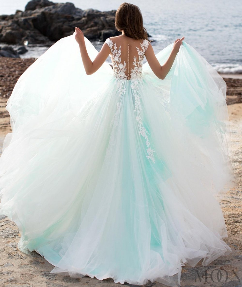 1e1758bda102336673dbabafd1973366.jpg – Свадебный салон Moon |  в Москве - 1 из 18