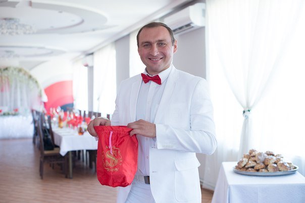 Весь в работе&nbsp;Виктор  : 