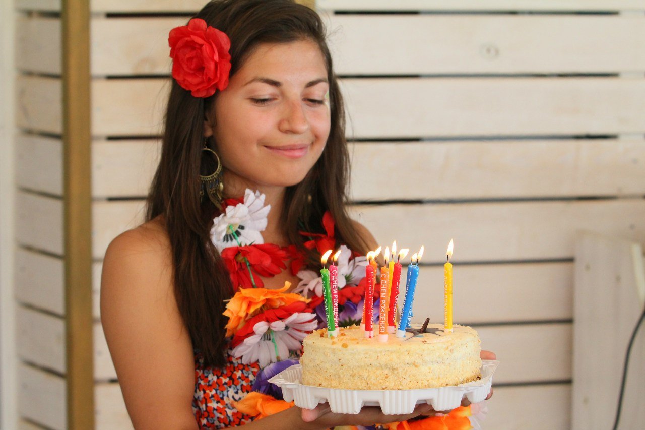 NN_7WqOi60Q.jpg – Dolphin Planet | Банкет в ресторане и кафе - 1 из 6