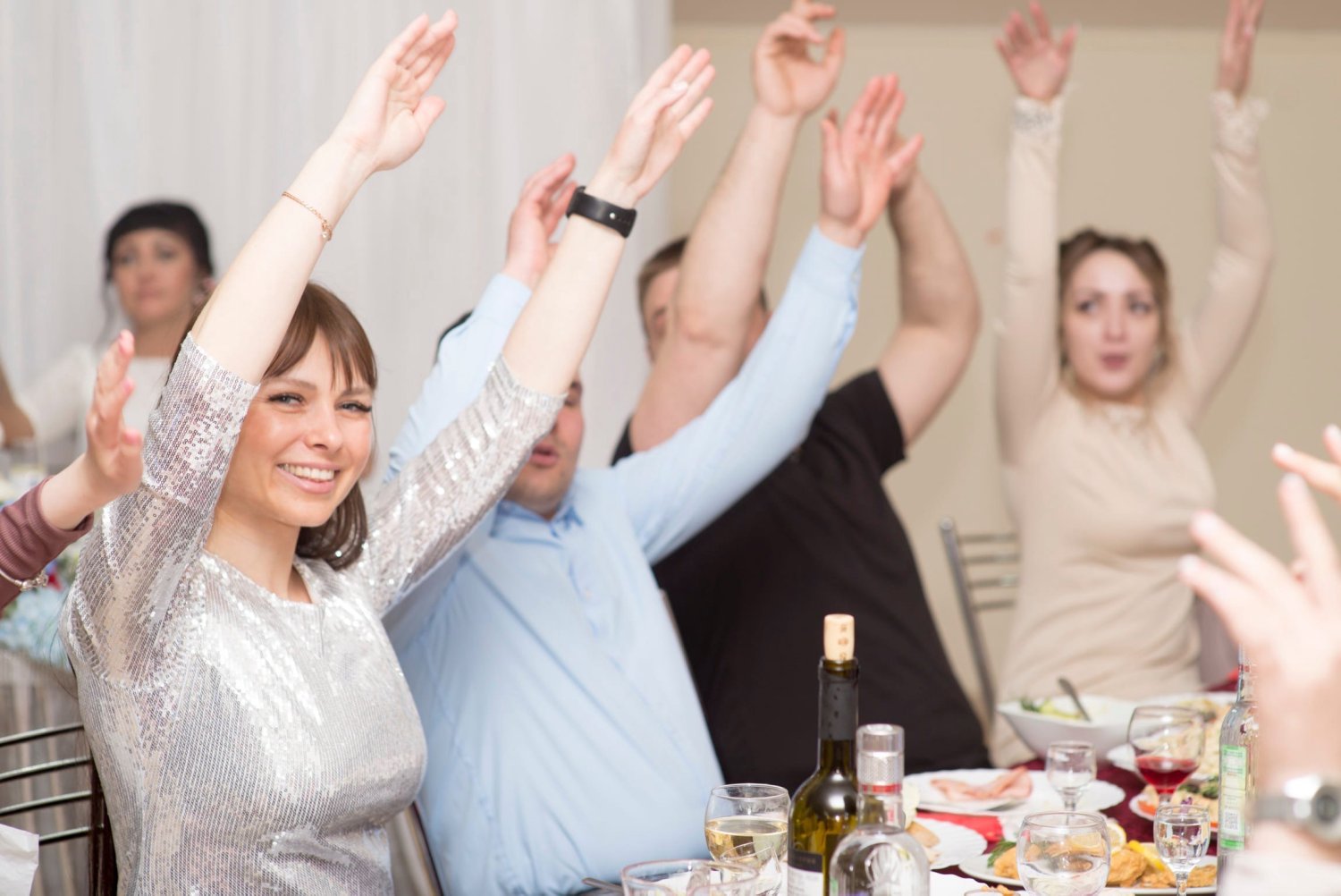 8ESAEWgTBmipJYEPkiVBhXnkS3wFg5QQMGGc5GJC – Ведущая в Вологде Людмила Проймина | Ведущий на праздник, DJ в Вологде - 1 из 9