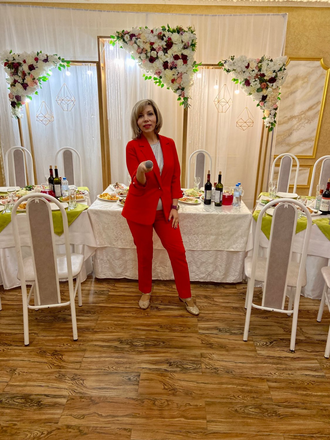 Праздник!&nbsp;Ведущая в Вологде Людмила Проймина : 