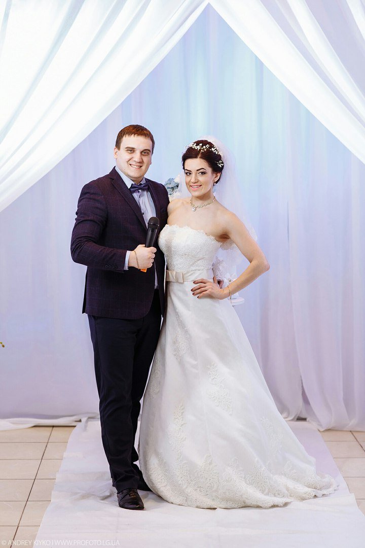 Ведущий/вокалист/showman&nbsp;D.L : 