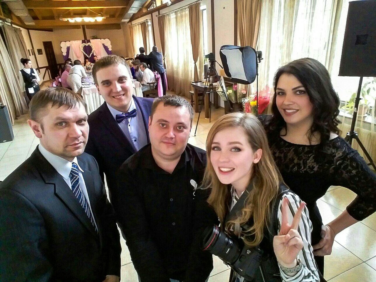 Ведущий/вокалист/showman&nbsp;D.L : 