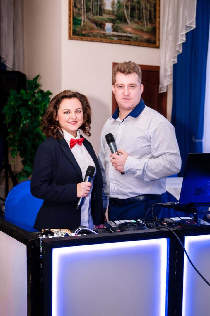 3StZCxIAabw.jpg – дуэт Ведущих "Счастливые люди" |  в Москве - 1 из 24