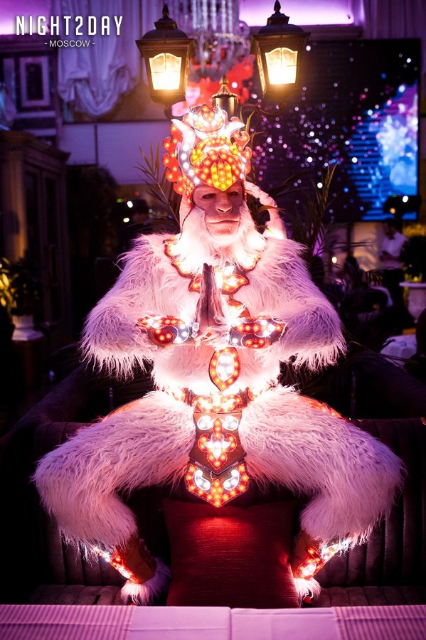 Световое шоу&nbsp;Шоу-театр Мадхура : 