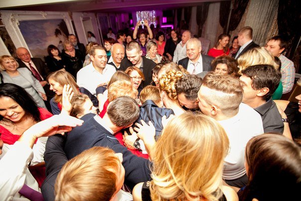 Наши работы&nbsp;Ведущий Денис Бондарков : 