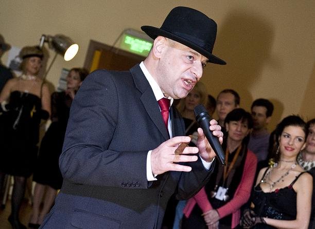 Ведущий-тамада М. Максимов и ди-джей мистер Икс.  Новые Года, 8 марта, юбилеи, свадьбы и корпоративы.&nbsp;ВЕДУЩИЙ-ТАМАДА МИХАИЛ МАКСИМОВ: СВАДЬБЫ, ЮБИЛЕИ, КОРПОРАТИВЫ И ПРЕЗЕНТАЦИИ : 