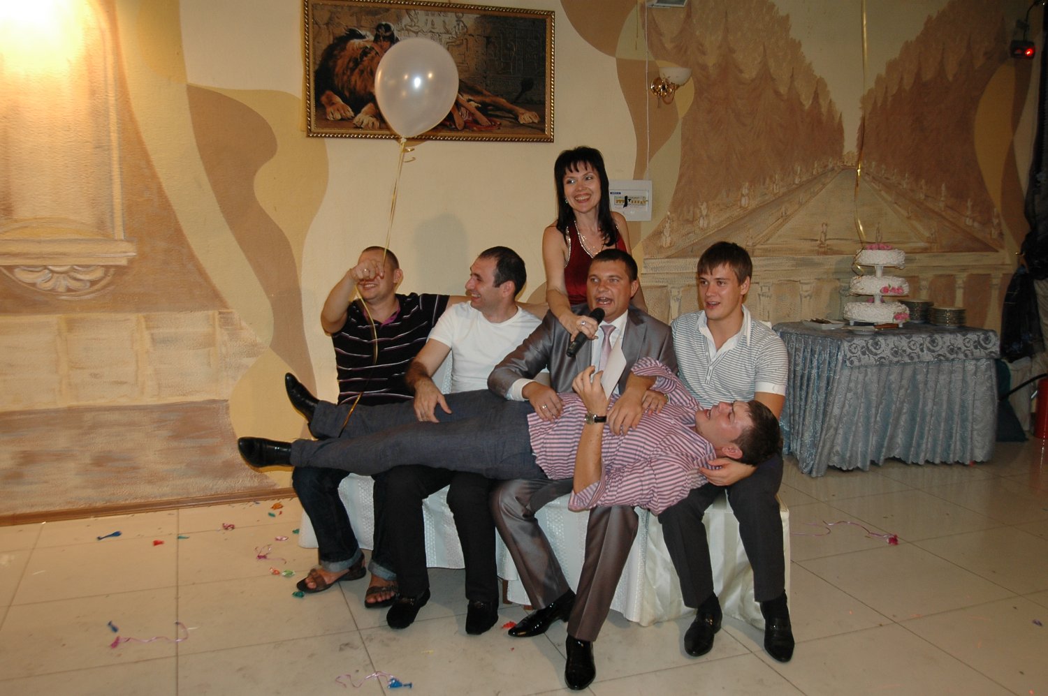 Ведущая Татьяна Калмыкова&nbsp;Ведущая, организатор праздников Татьяна Калмыкова : 