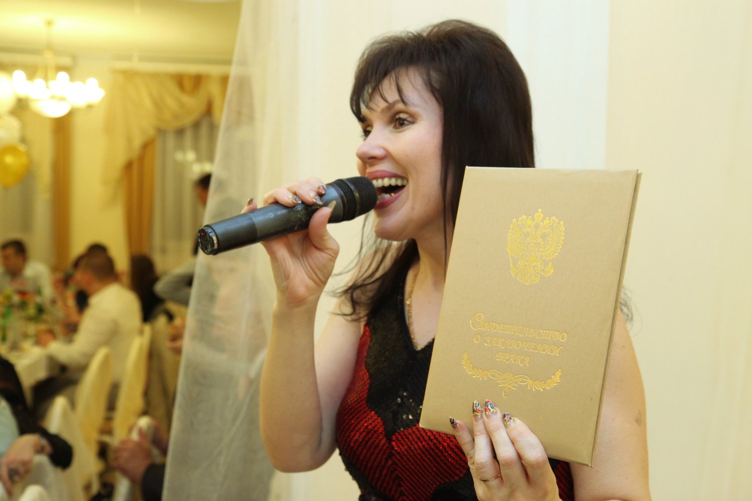 Ведущая Татьяна Калмыкова&nbsp;Ведущая, организатор праздников Татьяна Калмыкова : 