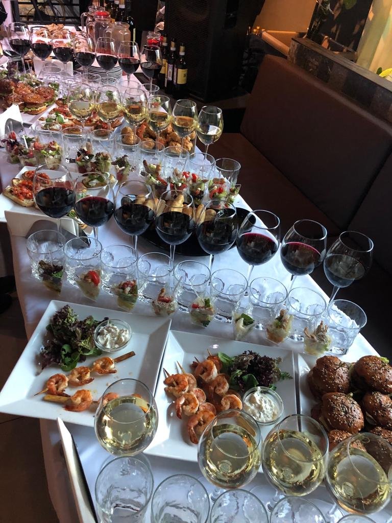 Moderna&nbsp;ресторан лаунж Moderna : 