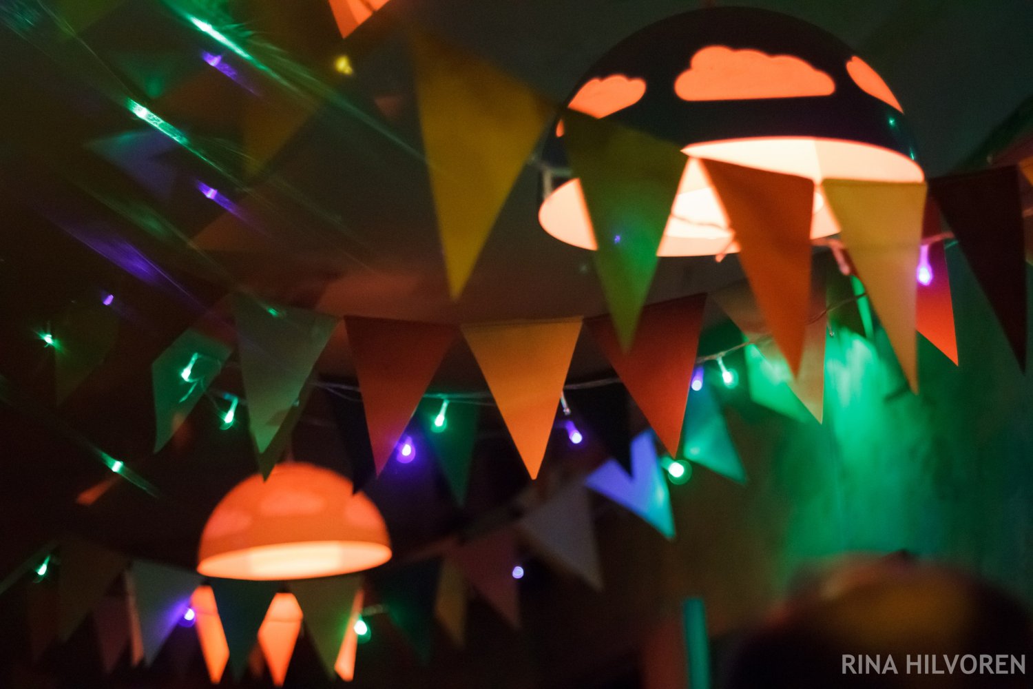 -LKIaAvJ0wI.jpg – Музыкальный дом SLONDONEBA | Банкет в ресторане и кафе в Санкт-Петербурге - 1 из 7