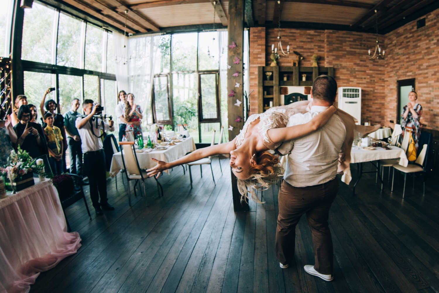 Молодожёны&nbsp;Постановка свадебного танца «Dance of love” : 