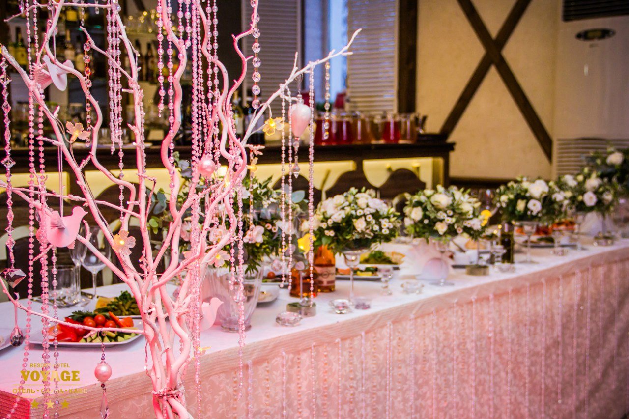 Банкетный фотоальбом&nbsp;Гостинично ресторанный комплекс Вояж : 