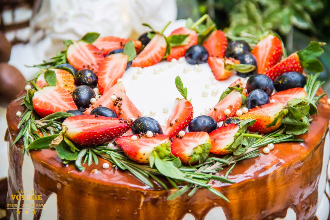 Банкетный фотоальбом&nbsp;Гостинично ресторанный комплекс Вояж : 