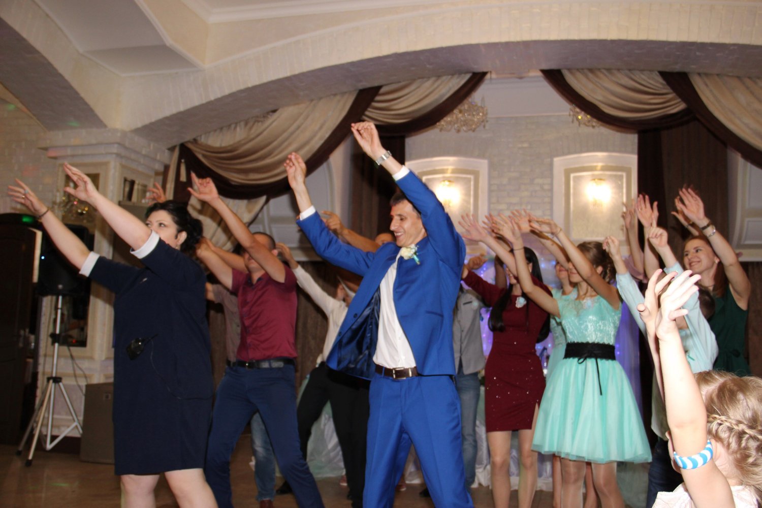 праздники от Наталии Королевой&nbsp;Ведущая и вокальный дуэт. : 